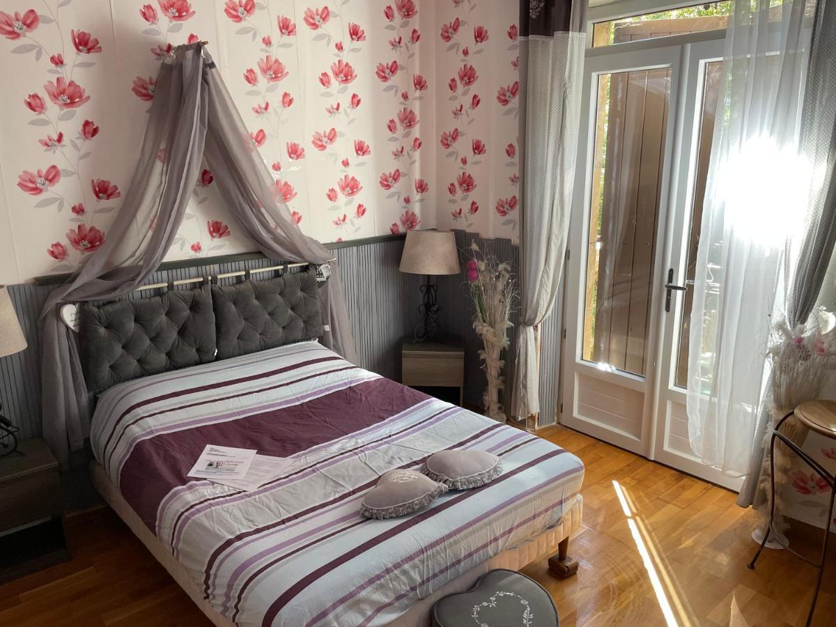 Les Chambres De Cathy Labastide-Murat Luaran gambar